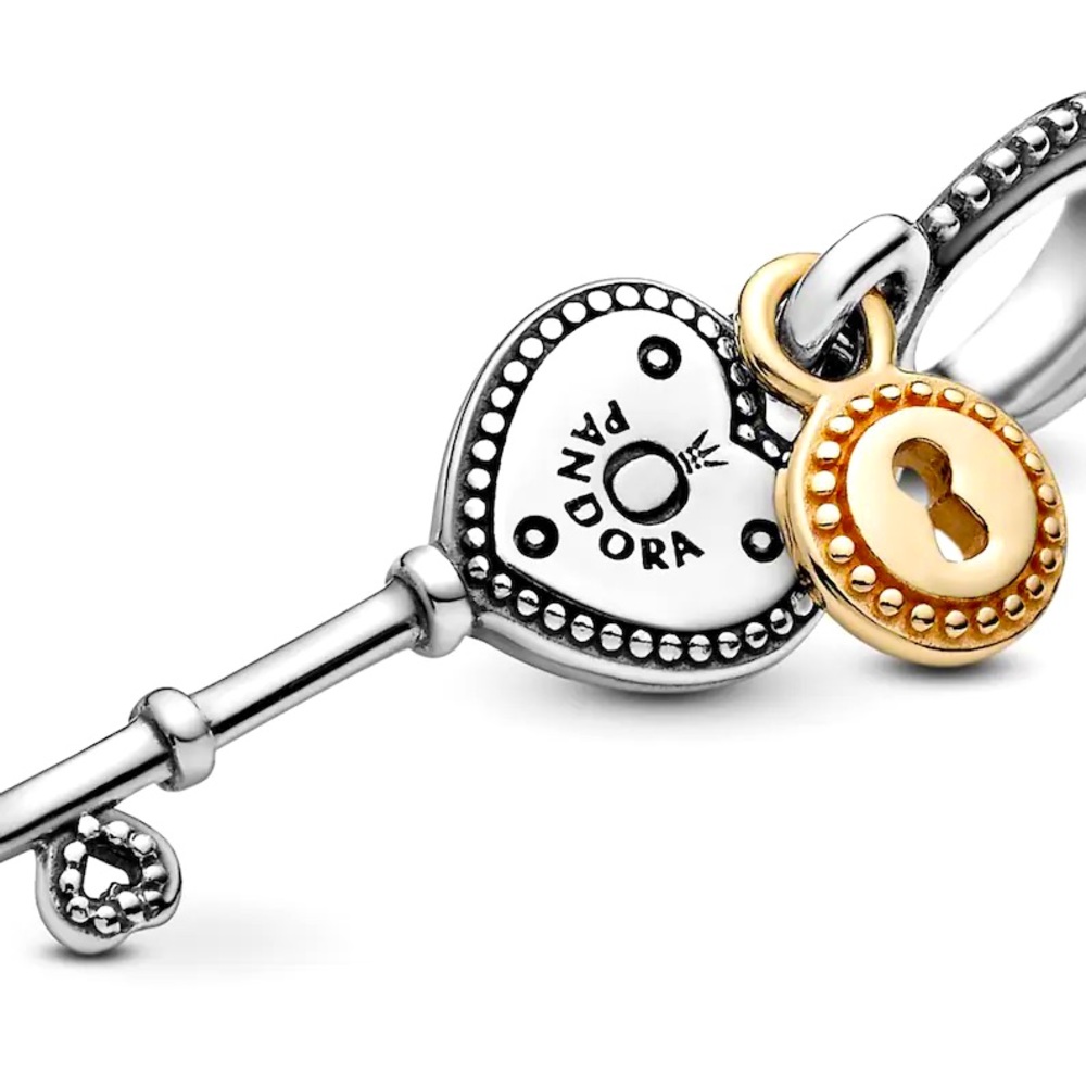 GUC Bracelet charm